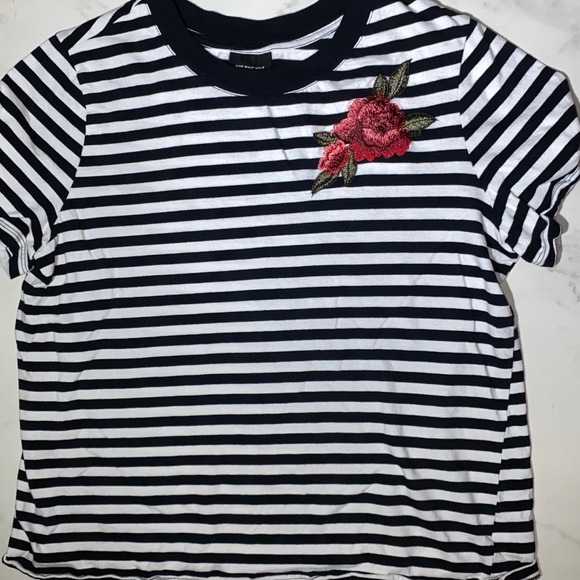 Horizontal Stripped Top With Embroidered Flower - Picture 1 of 2